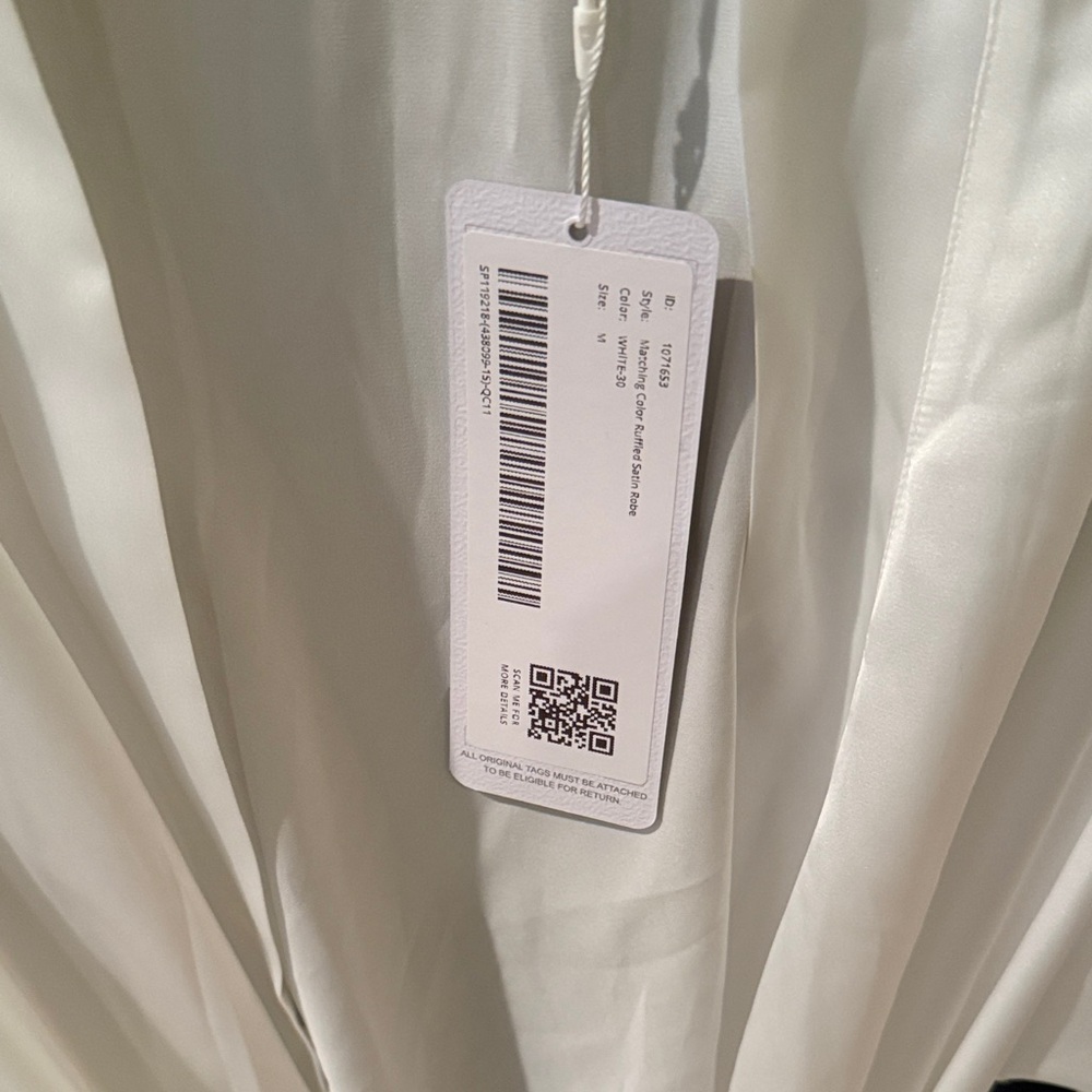 Azazie White Satin Chemise and Robe Set - Picture 2 of 3